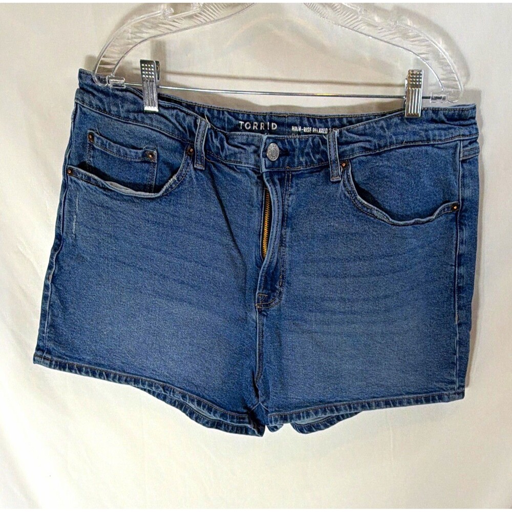 Torrid Women’s Blue Denim High-Rise Relaxed Shorts 3.5in Inseam Size 20 Plus